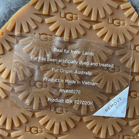 ❄️UGG Fluff Yeah Slide charcoal Kid Sizes 3 & 4 - Picture 11 of 11